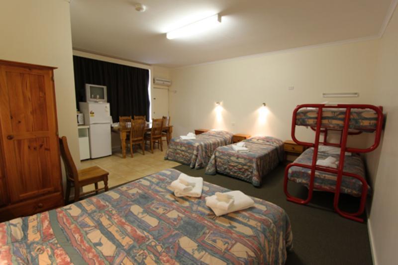 Lazy River Motor Inn Swan Hill Dış mekan fotoğraf